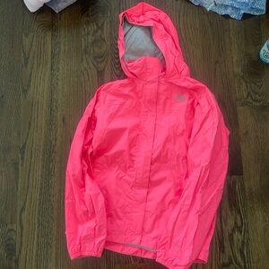 Neon pink girls The North Face hyvent raincoat